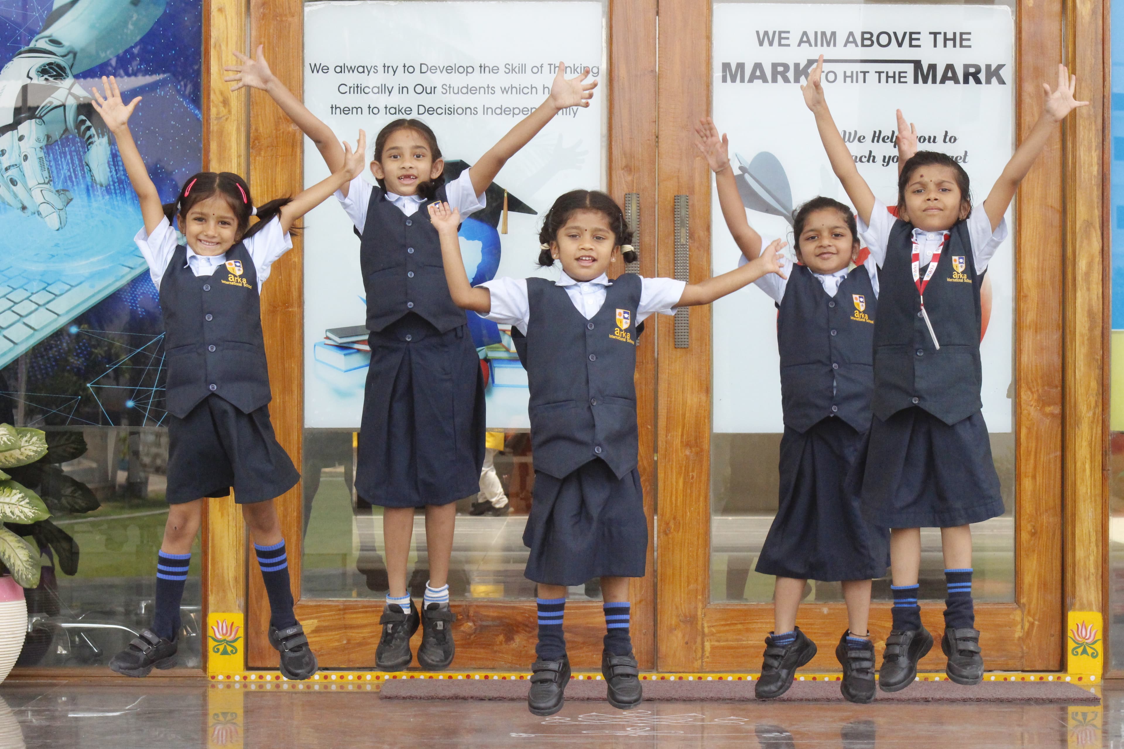 Arka School - Slide 5